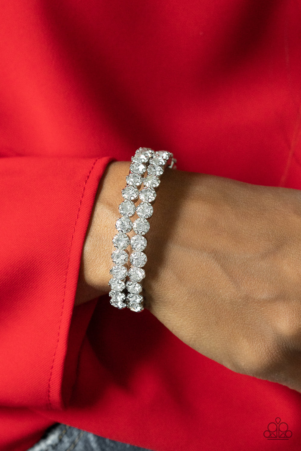 Paparazzi Accessories - Megawatt Majesty - White bracelet