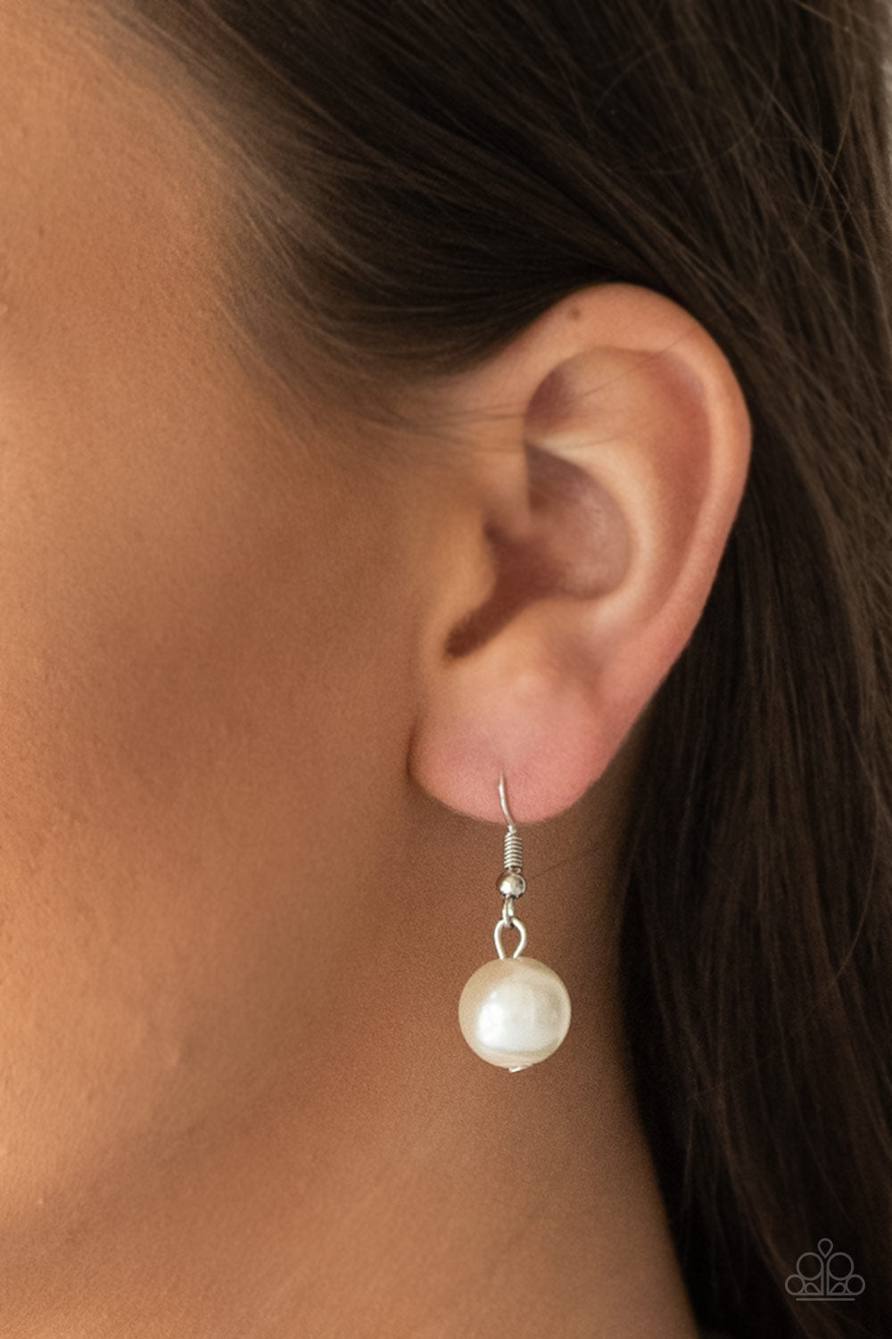 Paparazzi Accessories - The More The Modest - White necklace