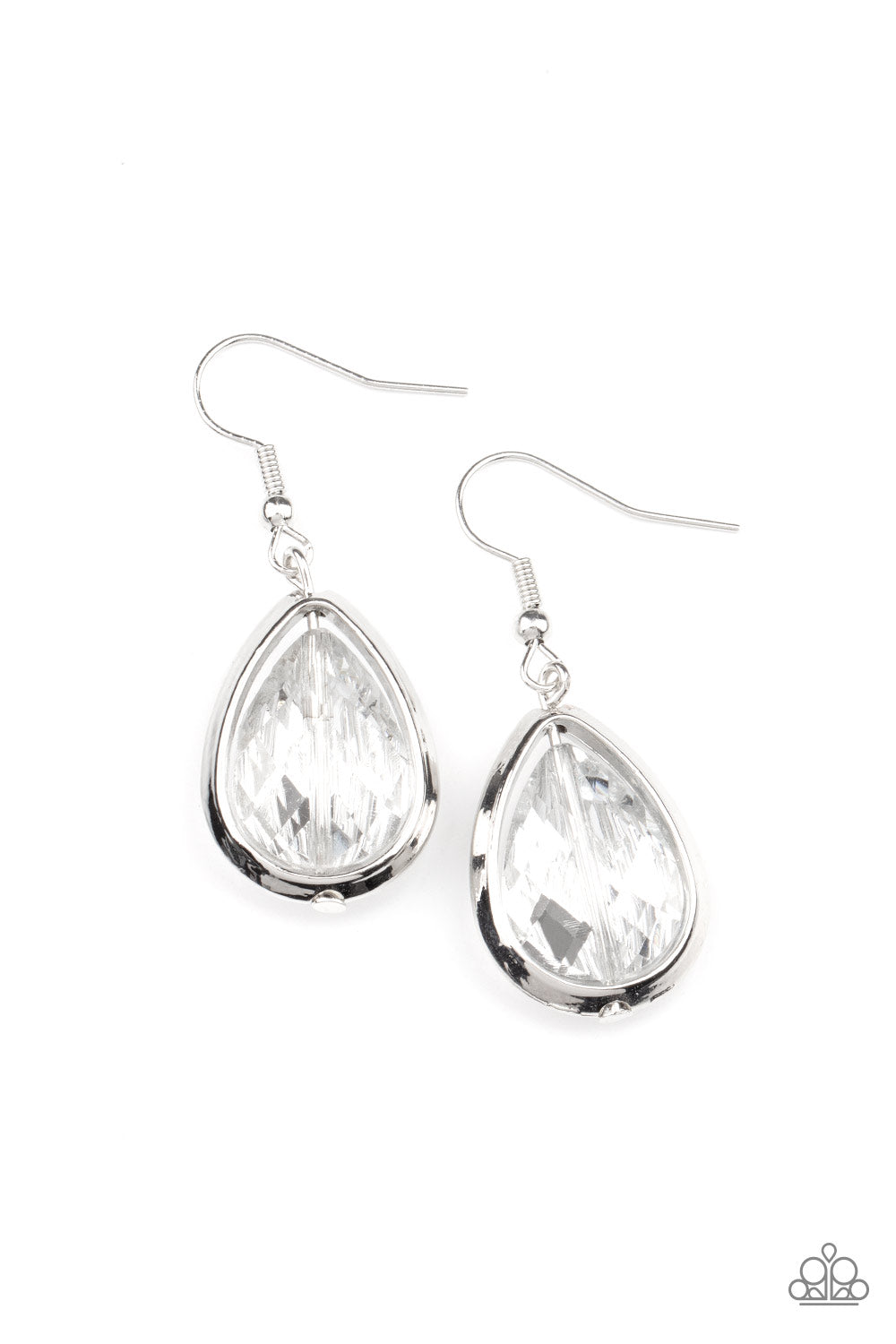 Paparazzi Accessories - Drop-Dead Duchess - Silver earrings