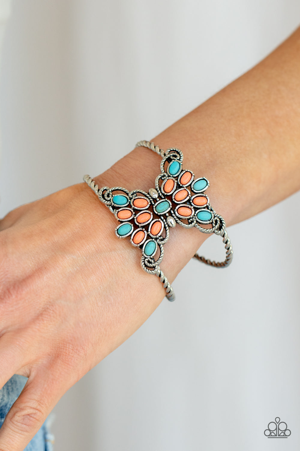 Paparazzi Accessories - Pleasantly Plains - Multi bracelet