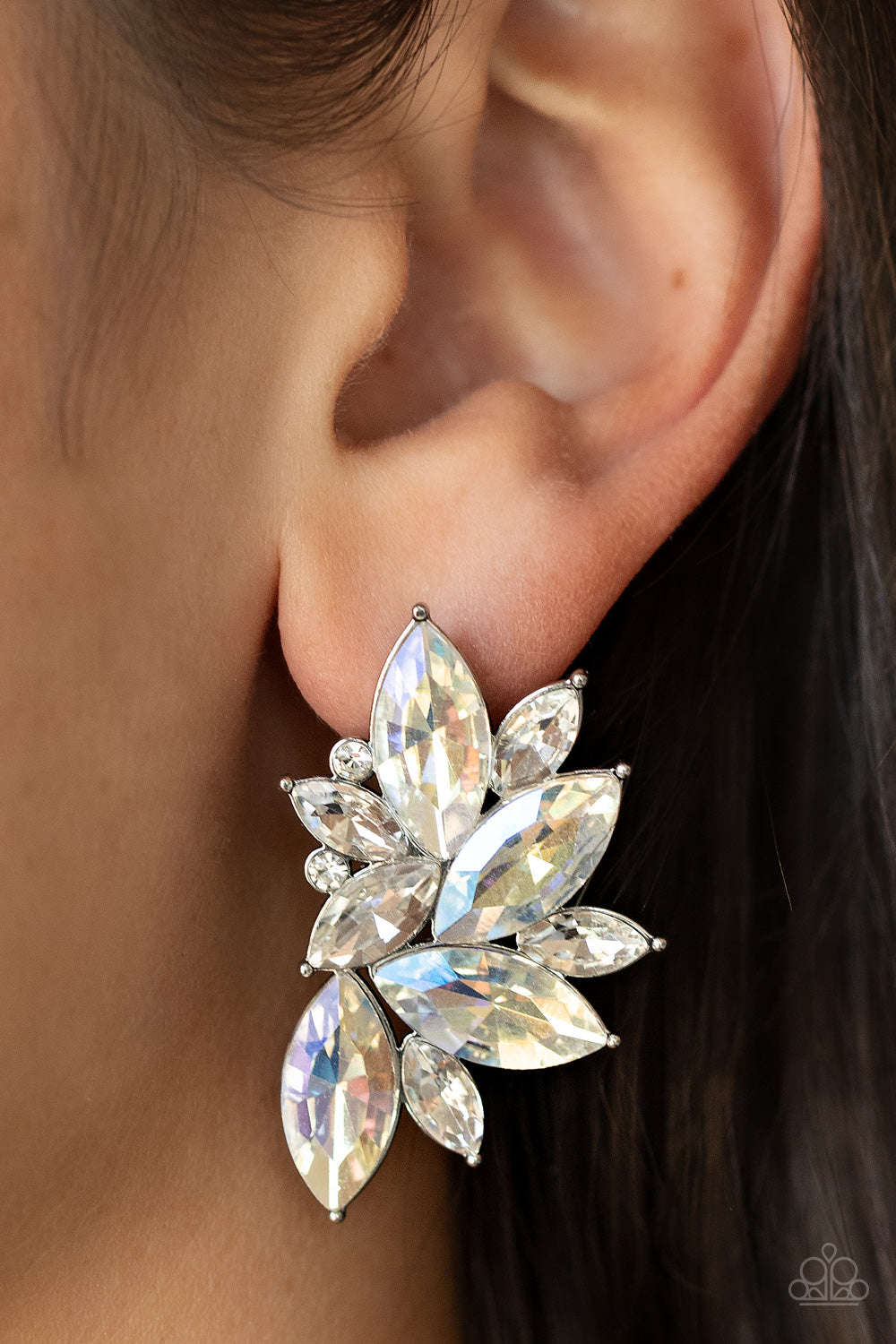 Paparazzi Accessories- Instant Iridescence - White earrings