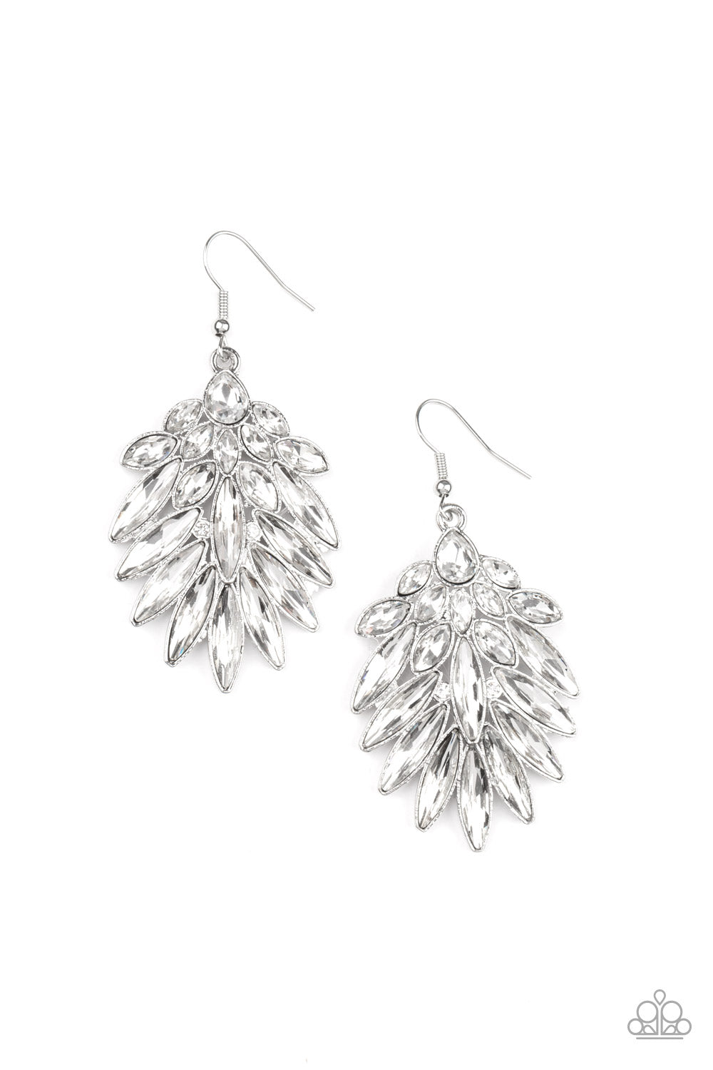 Paparazzi Accessories - COSMIC-politan - White earrings