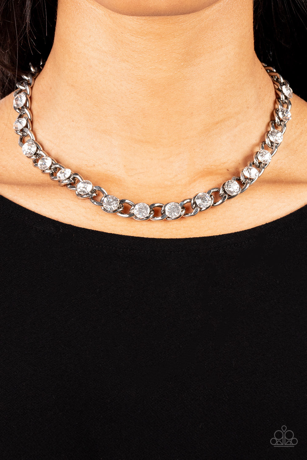Paparazzi Accessories - Major Moxie - White necklace