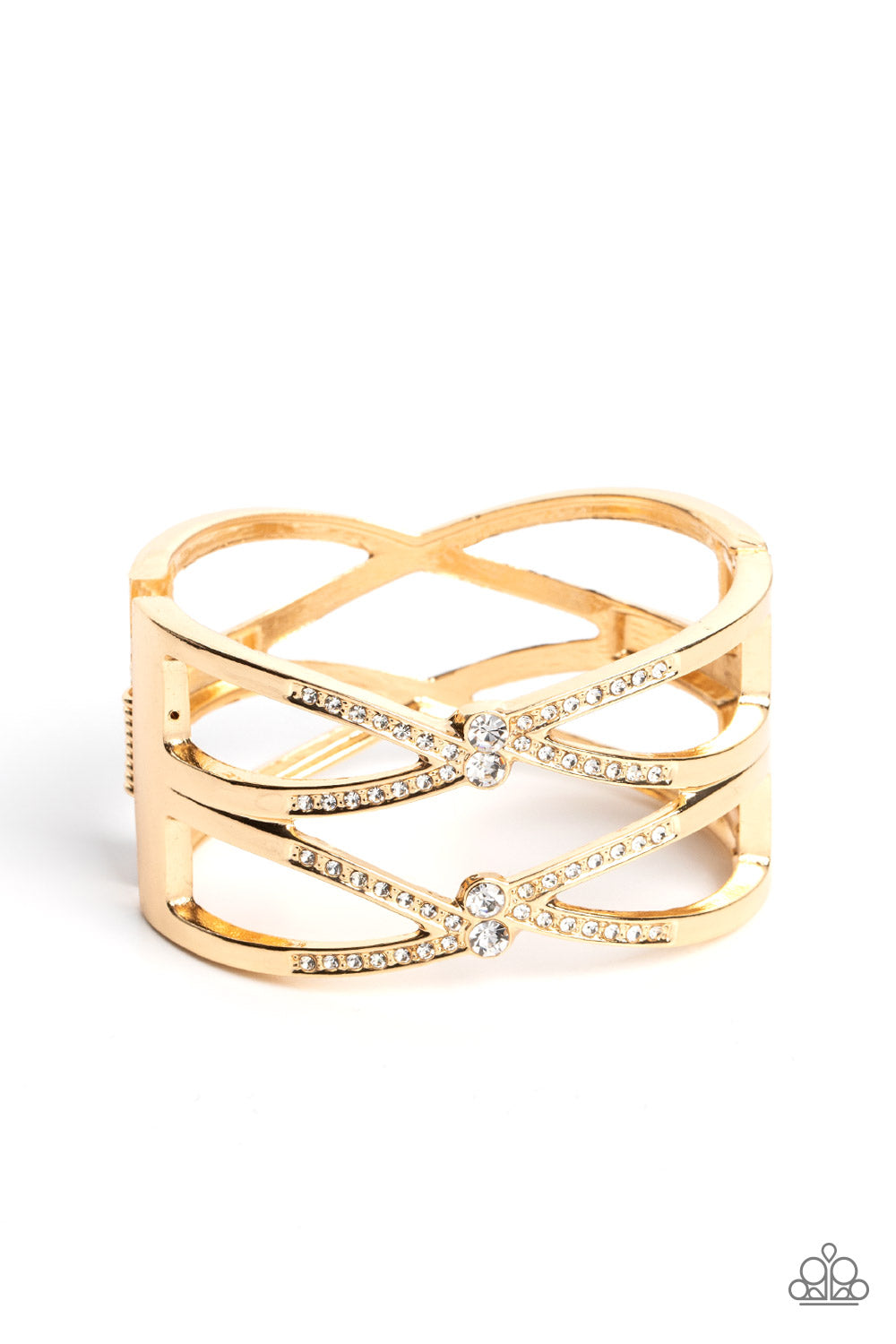 Paparazzi Accessories - Entrancing Etiquette - Gold bracelet