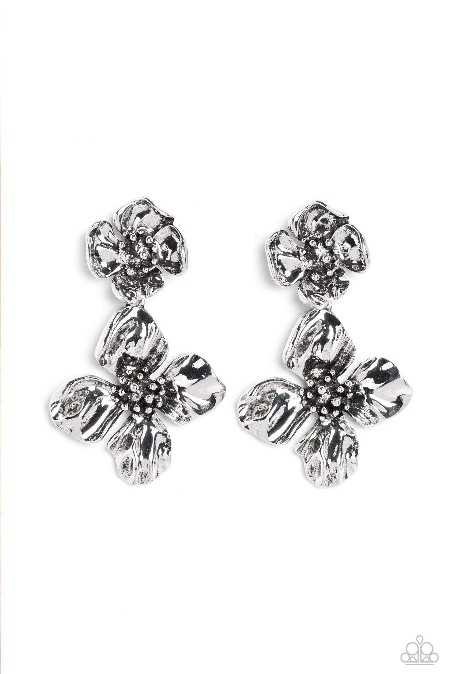 Paparazzi Accessories - Gilded Grace - Silver earrings