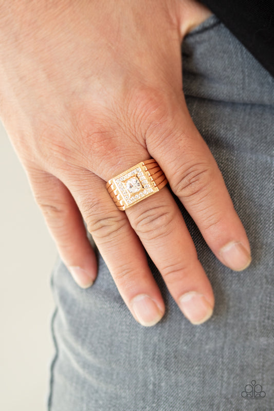 Paparazzi Accessories - Plunder - Gold ring