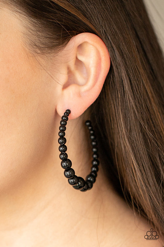 Paparazzi Accessories - Glamour Graduate - Black earrings
