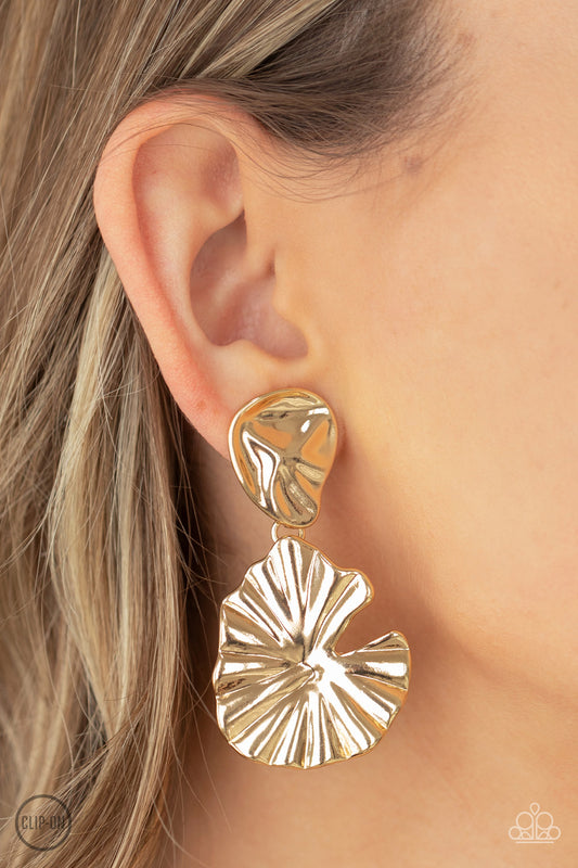 Paparazzi Accessories - Empress Of The Amazon - Gold earrings