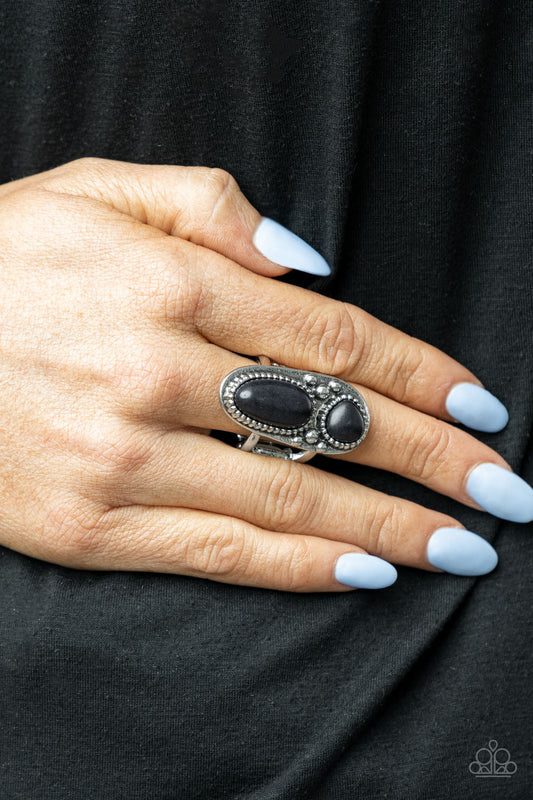 Paparazzi Accessories - Magical Mesas - Black ring
