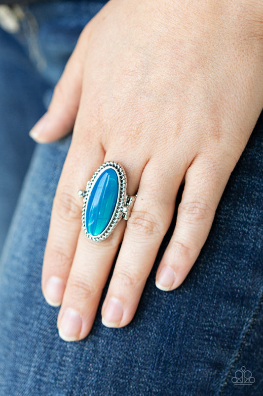 Paparazzi Accessories - POval Oasis - Blue ring