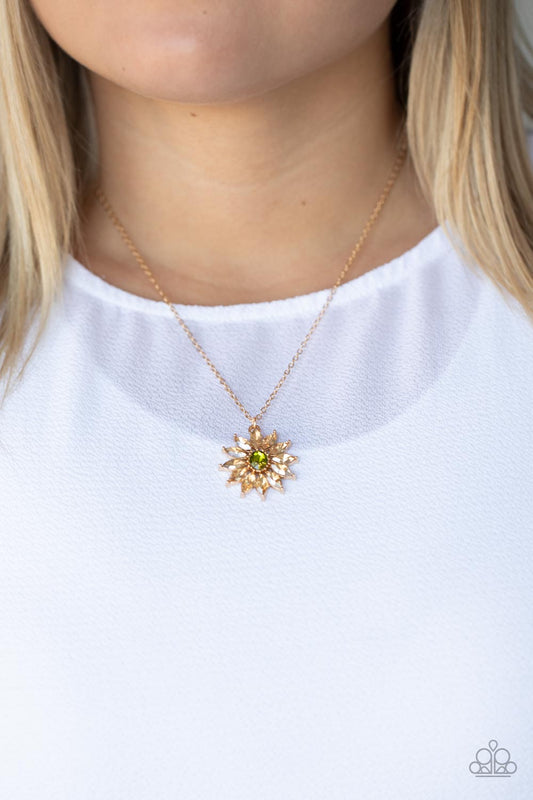 Paparazzi Accessories - Formal Florals - Gold necklace