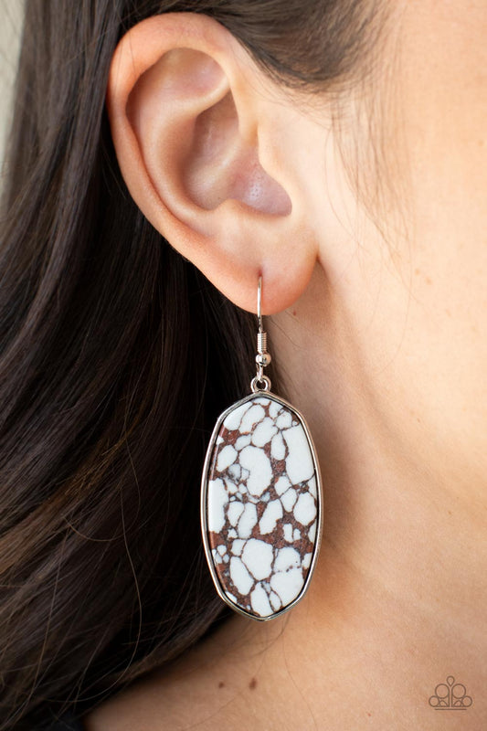Paparazzi Accessoris - Stone Sculptures - Brown earrings