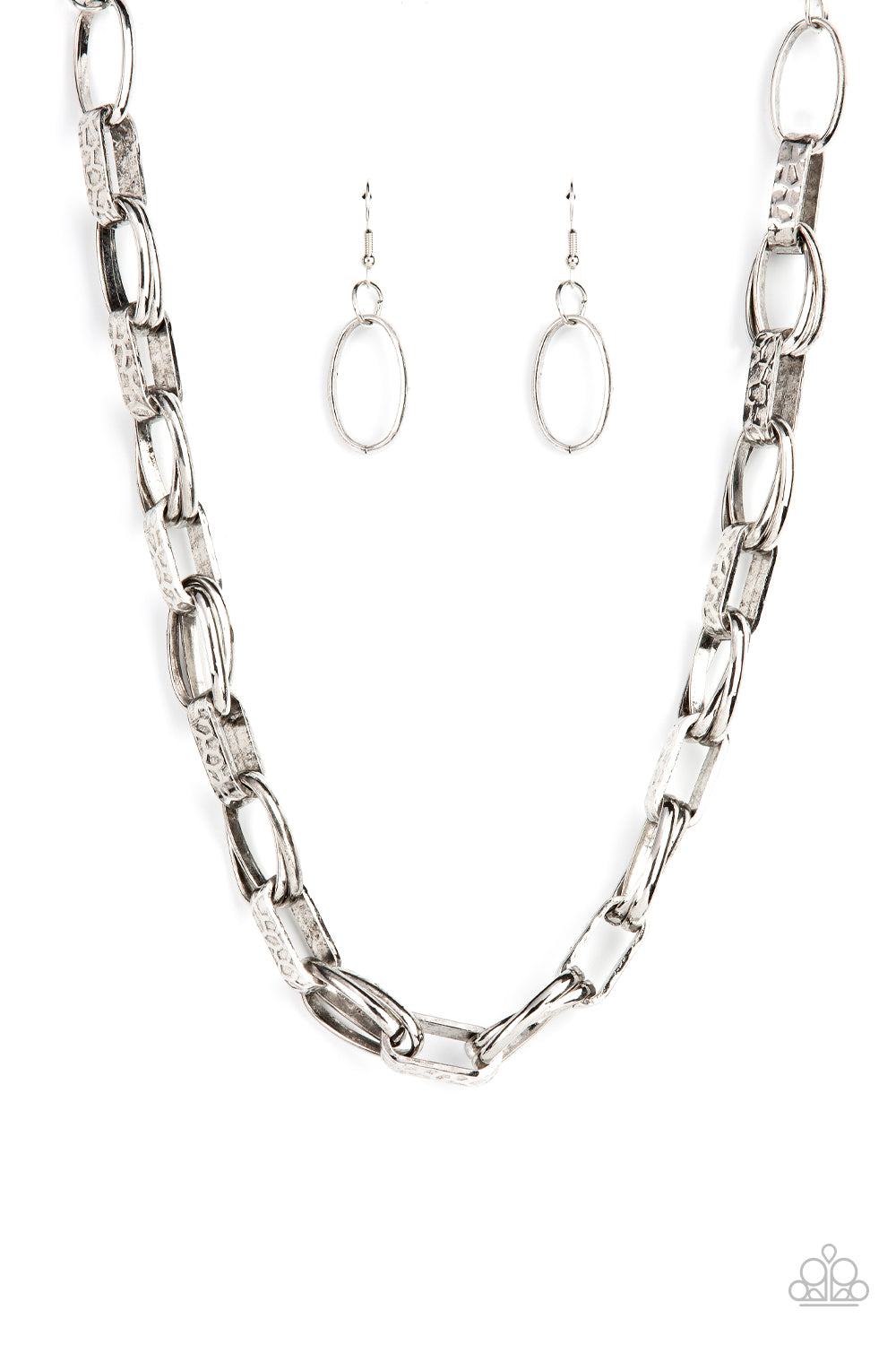 Paparazzi Accessories - Motley In Motion - Silver necklace