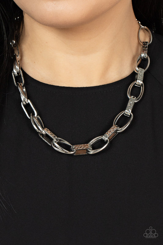 Paparazzi Accessories - Motley In Motion - Silver necklace