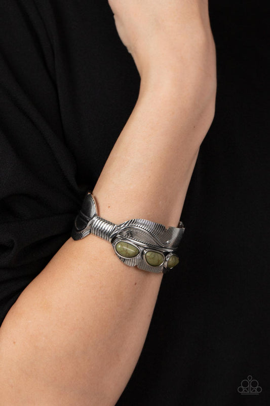 Paparazzi Accessories - River Bend Relic - Green bracelet
