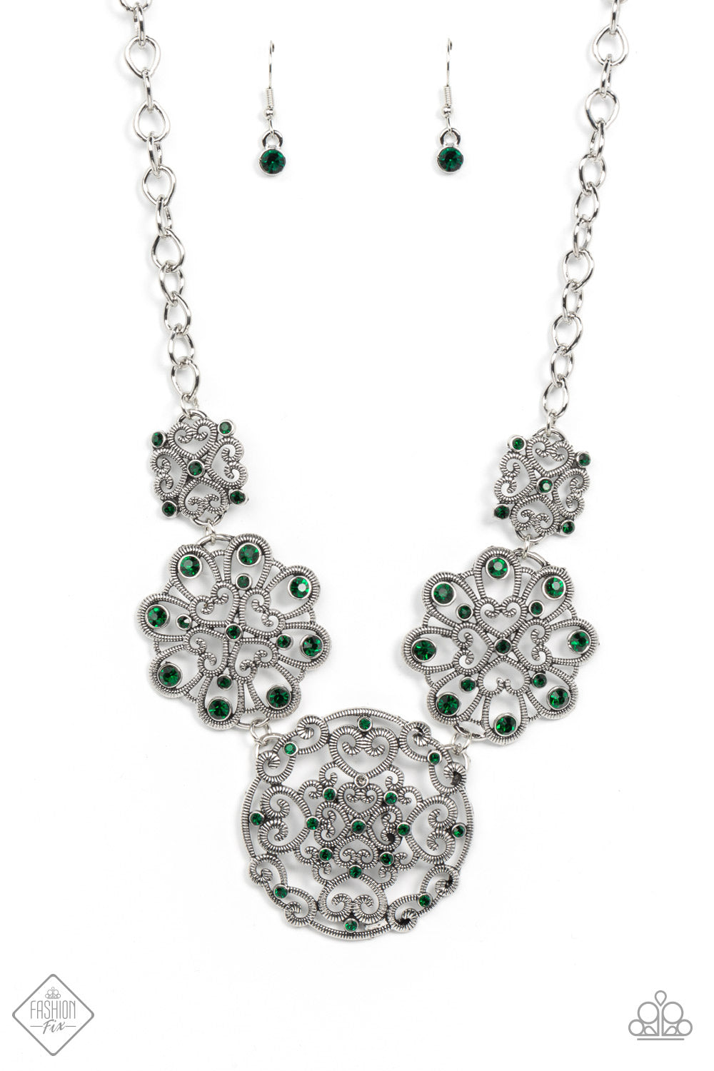 Paparazzi Accessories - Royally Romantic - Green necklace