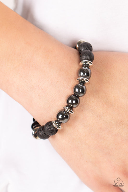 Paparazzi Accessories - Mega Metamorphic - Black bracelet