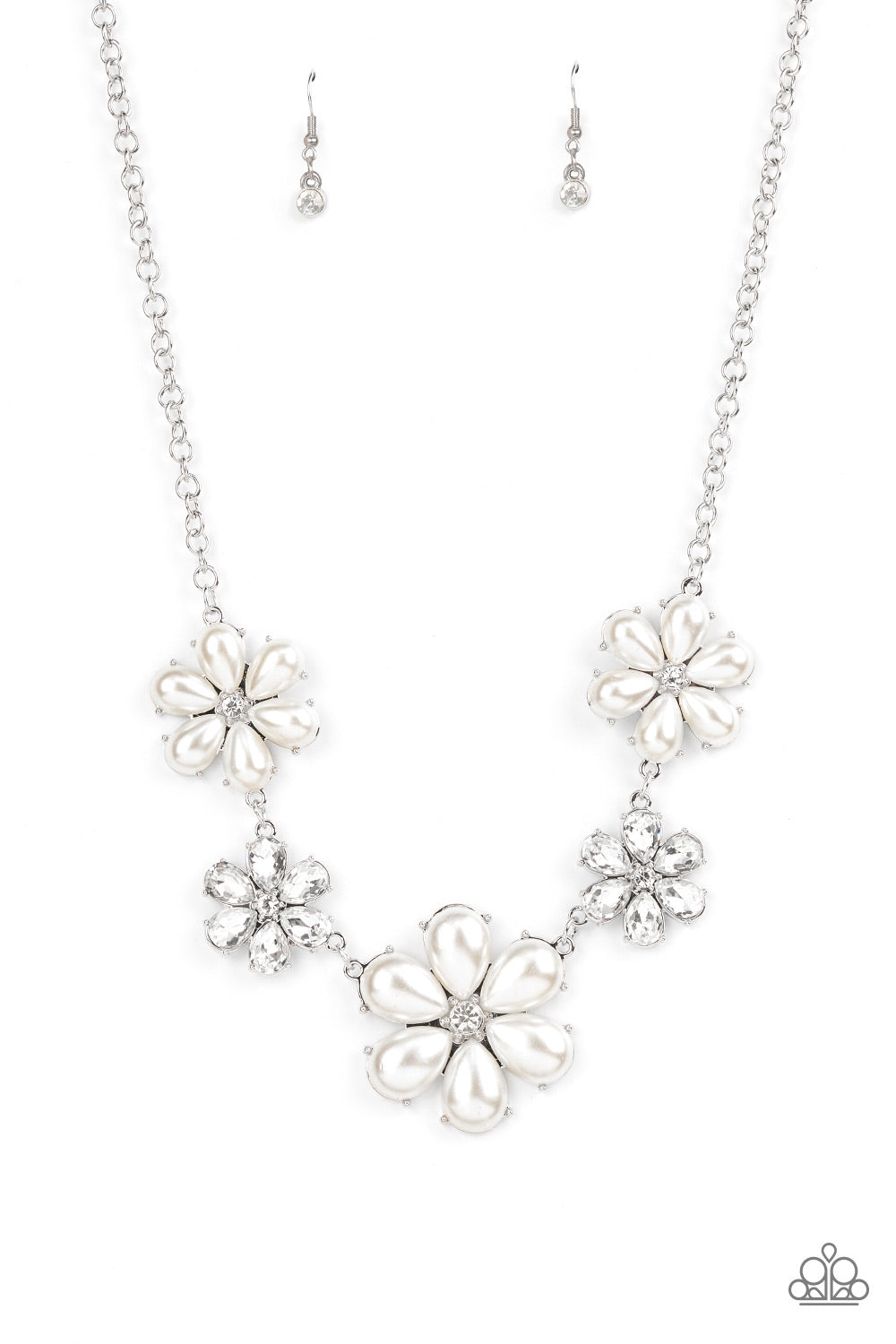 Paparazzi Accessories - Fiercely Flowering - White necklace