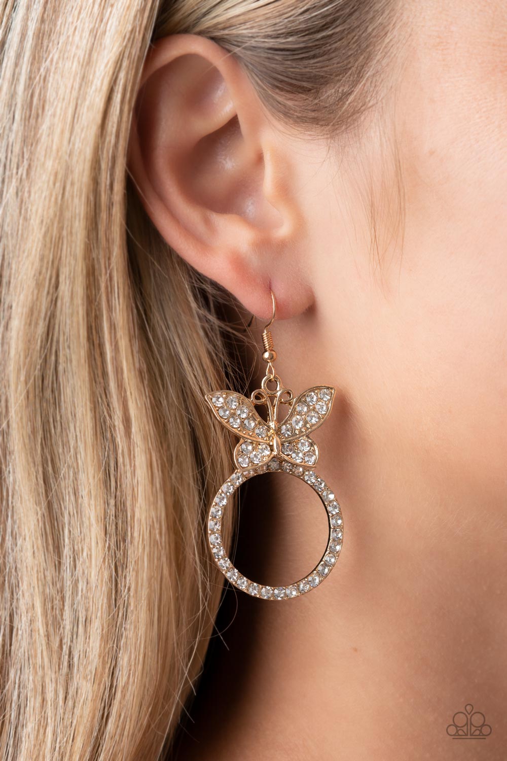 Paparazzi Accessories - Paradise Found - Gold earrings