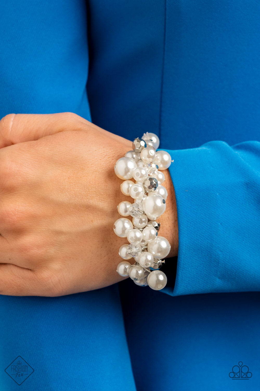Paparazzi Accessories - Elegantly Exaggerated - White bracelet