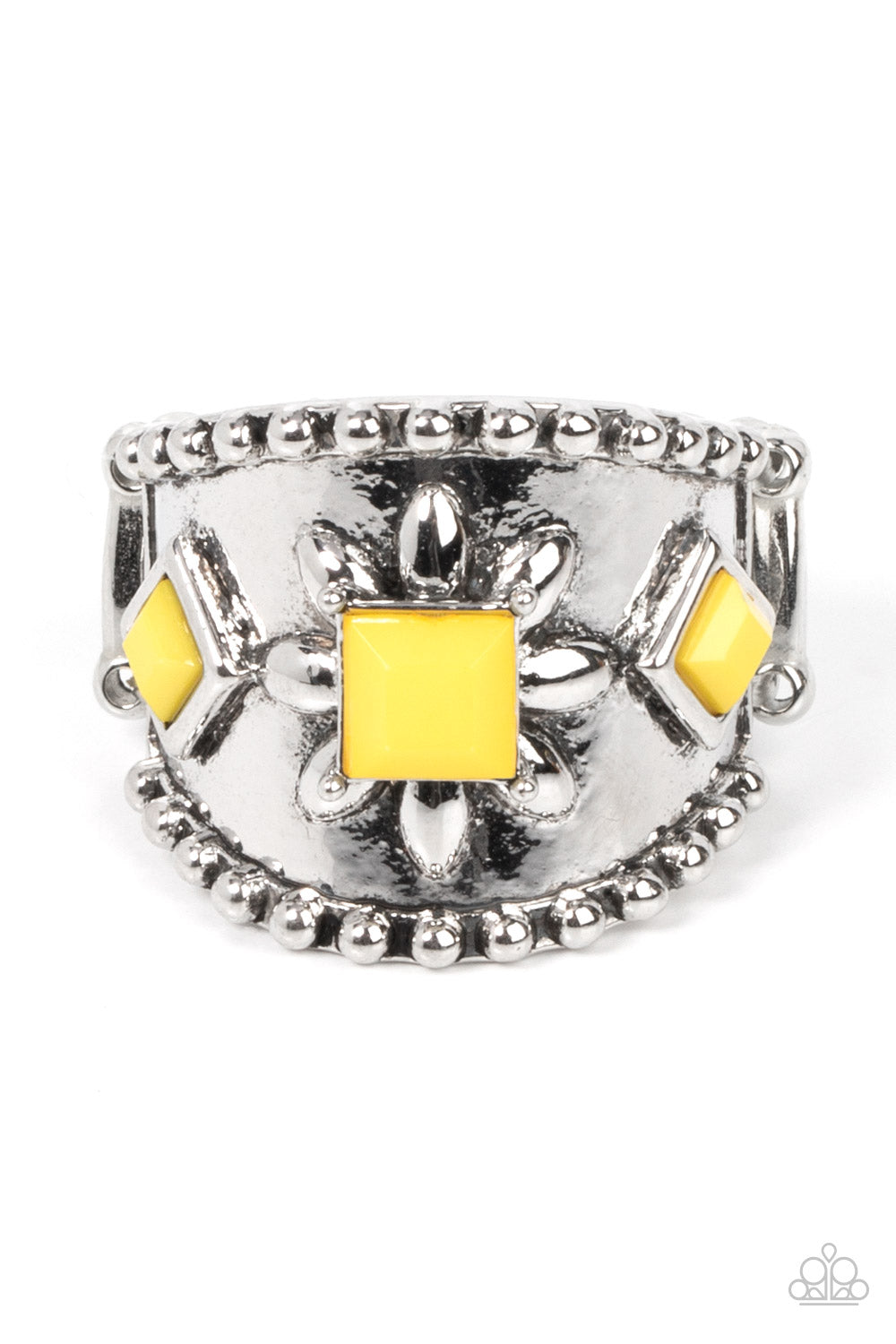 Paparazzi Accessories -Daisy Diviner - Yellow ring
