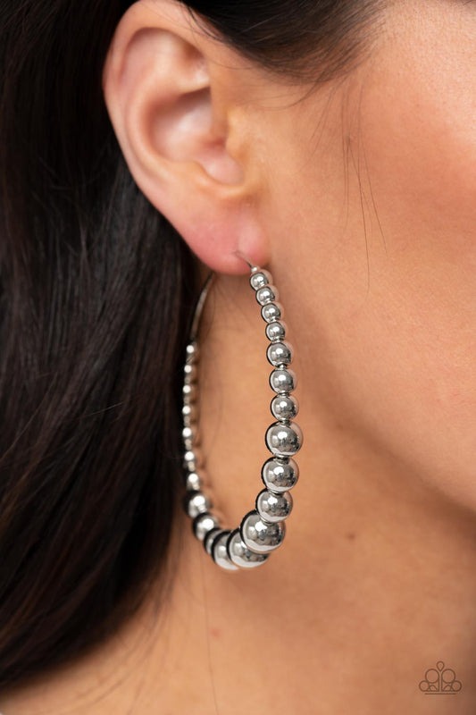 Paparazzi Accessories - Show Off Your Curves - Silver earrings