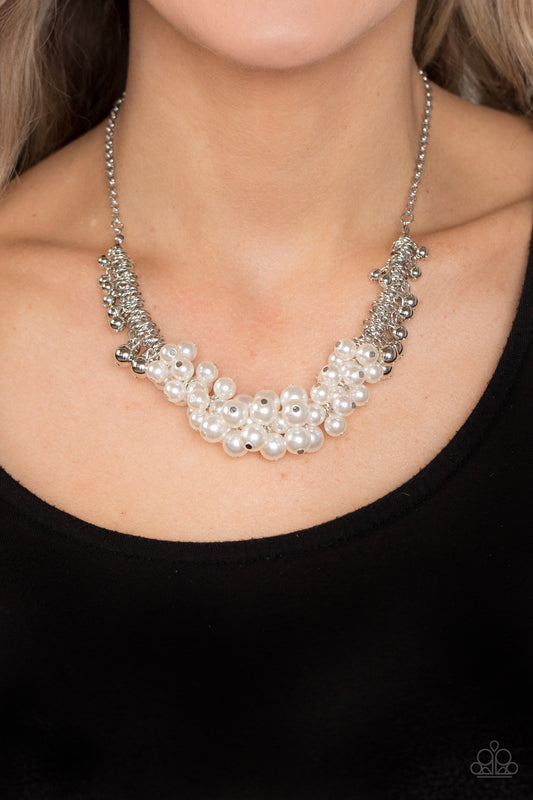 Paparazzi Accessories Bonus Points - White necklace