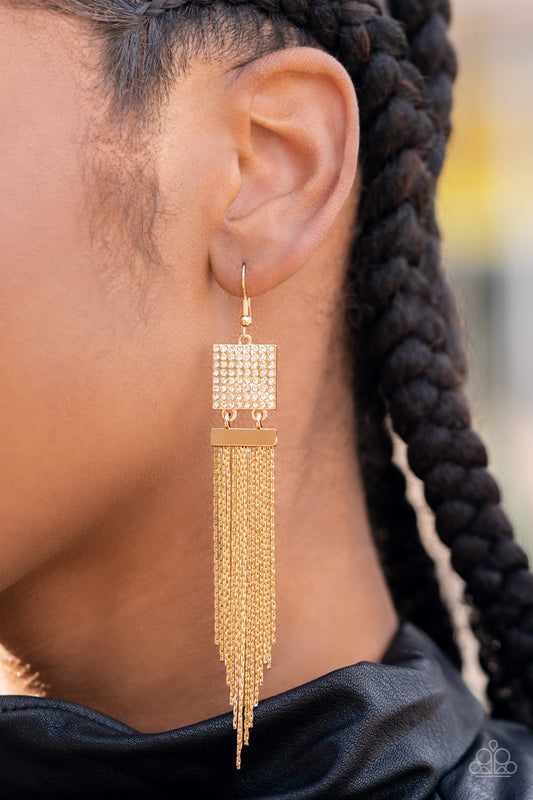 Paparazzi Accessories - Dramatically Deco - Gold earrings