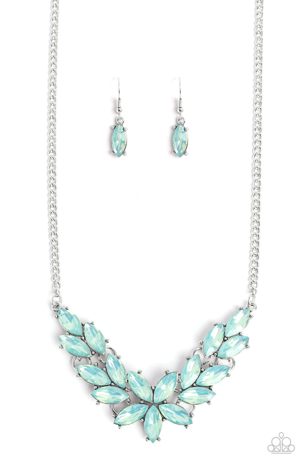 Paparazzi Accessories- Ethereal Efflorescence - Green necklace