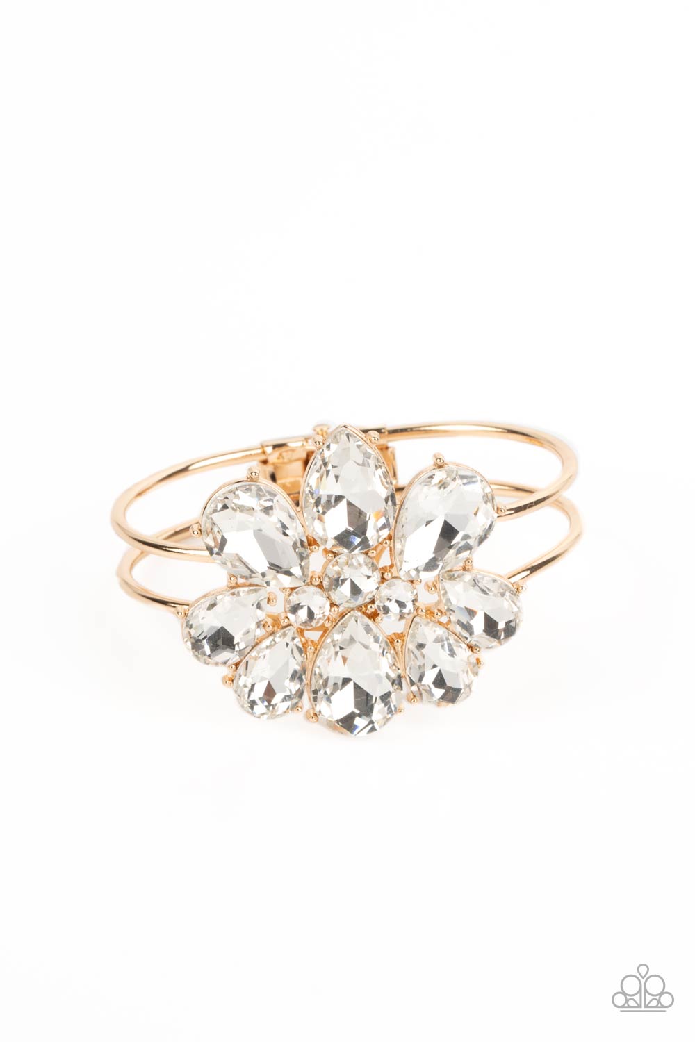 Paparazzi Accessories - DAUNTLESS is More - Gold bracelet