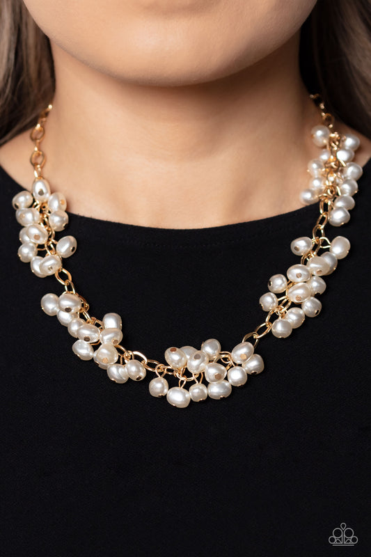 Paparazzi Accessories Pearl Parlor - Gold necklace
